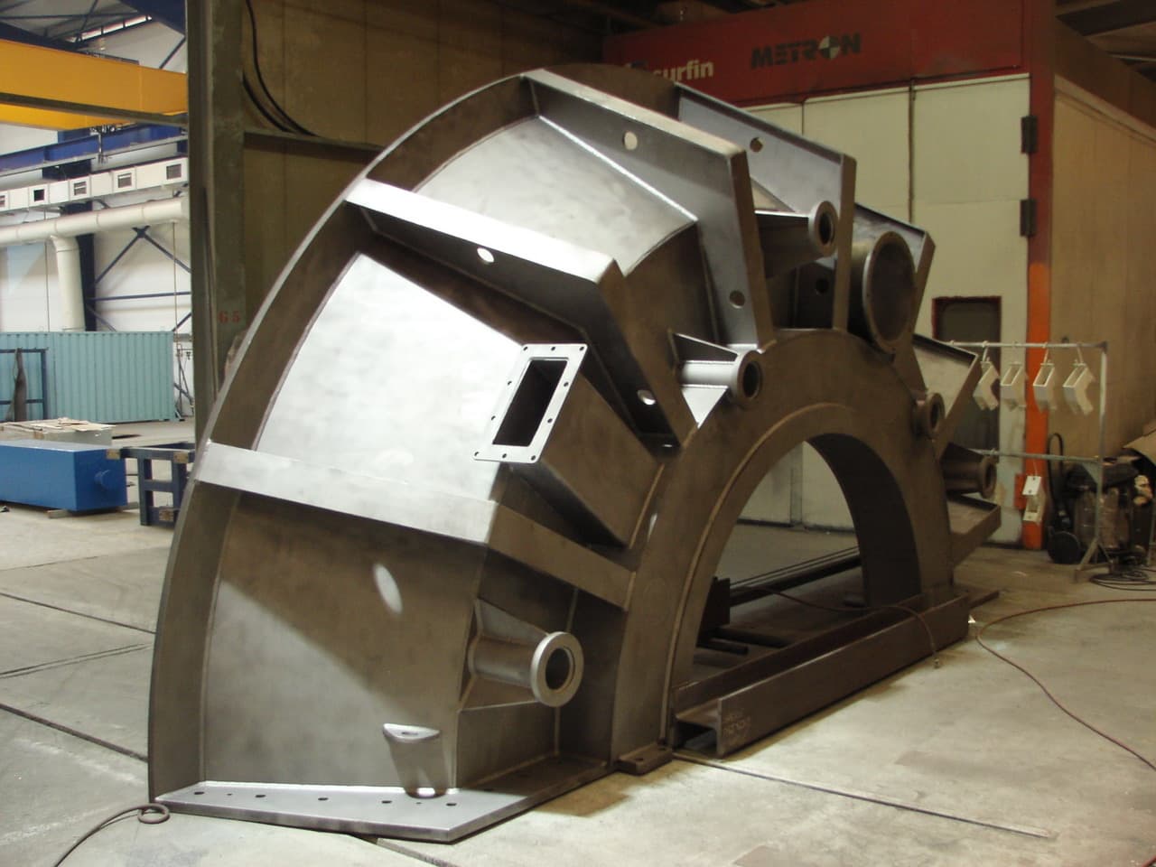 Steel mechanic welding